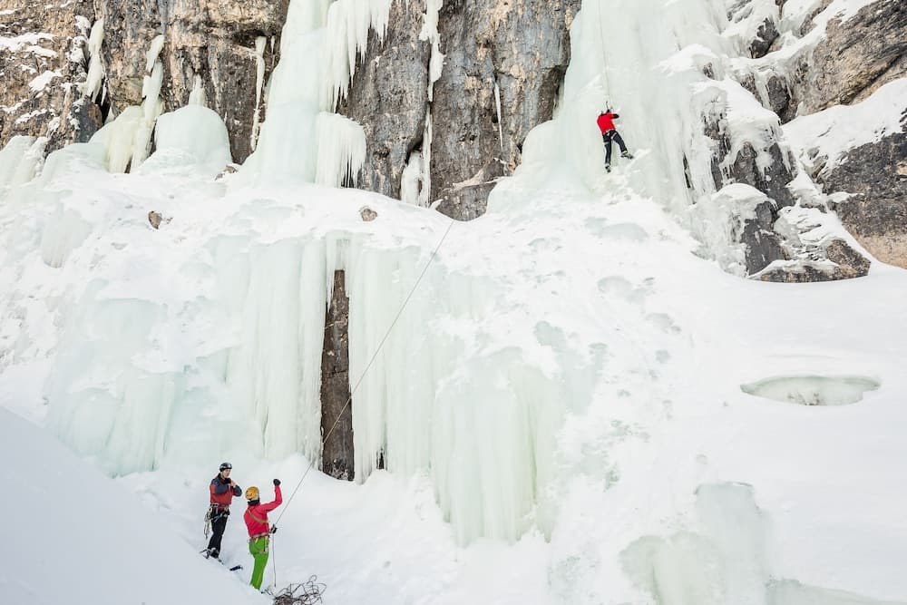 Snow and ski sports