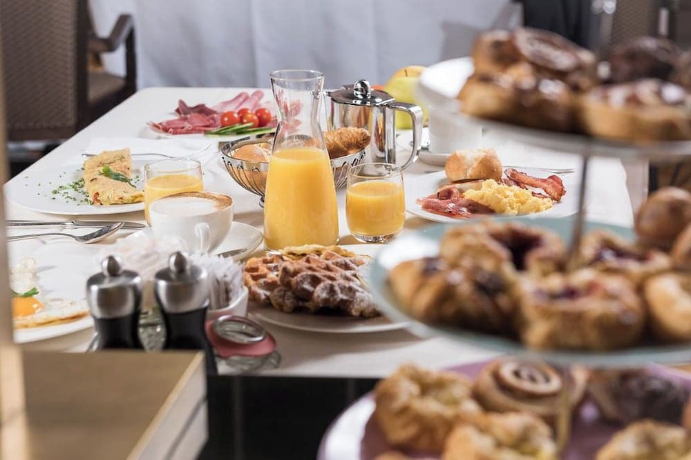 Breakfast buffet