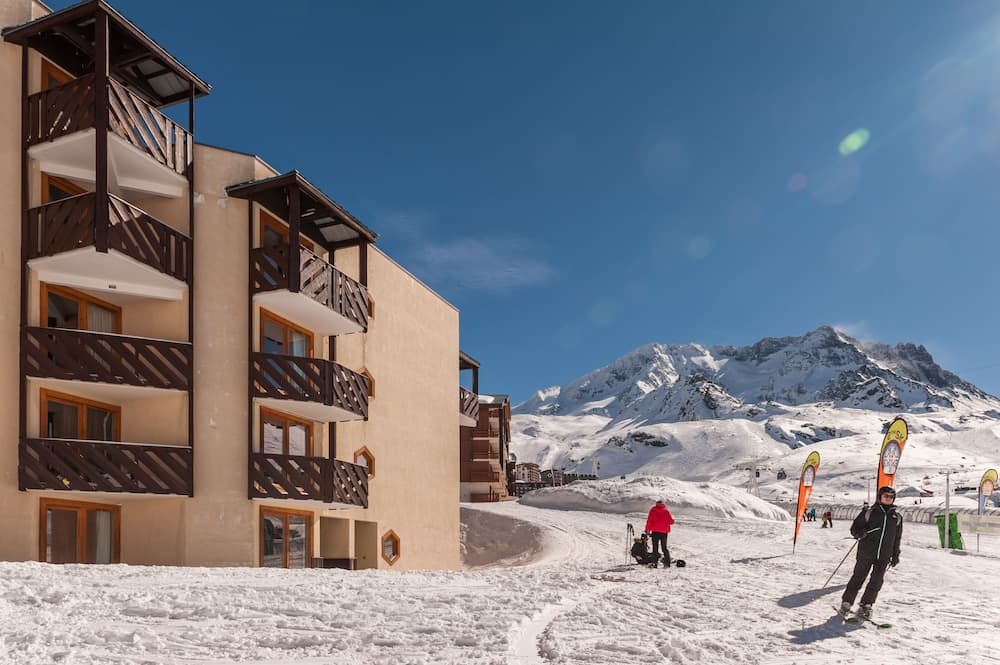 Skiing