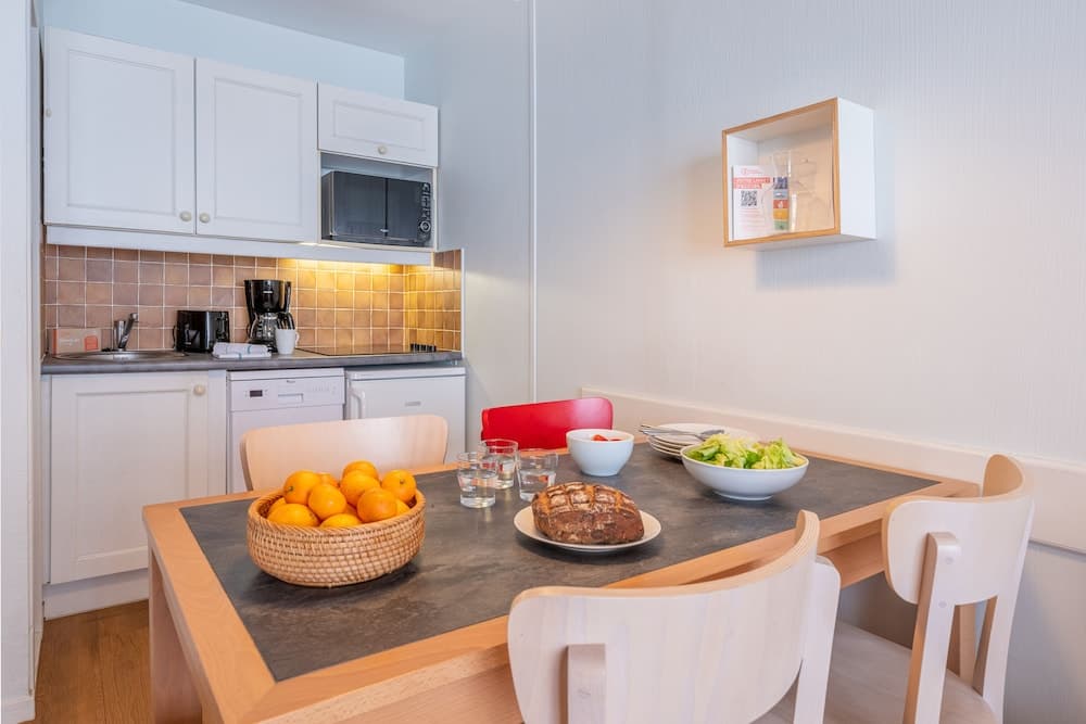 Private kitchenette