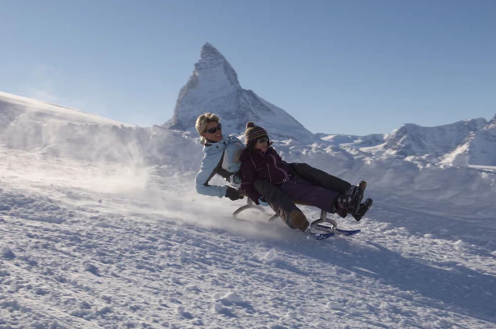 Snow and ski sports