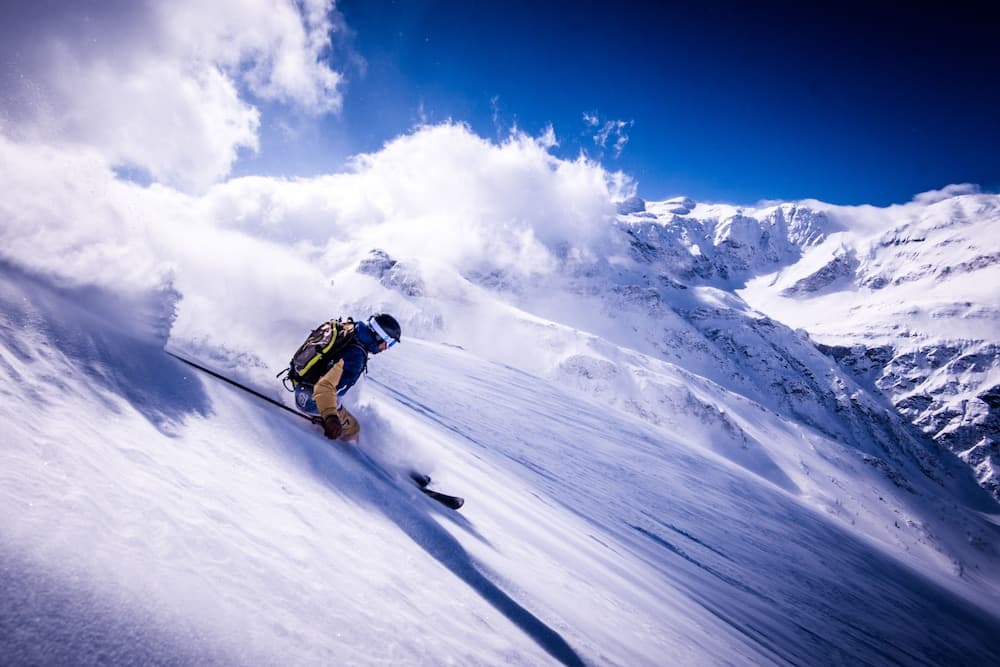 Snow and ski sports