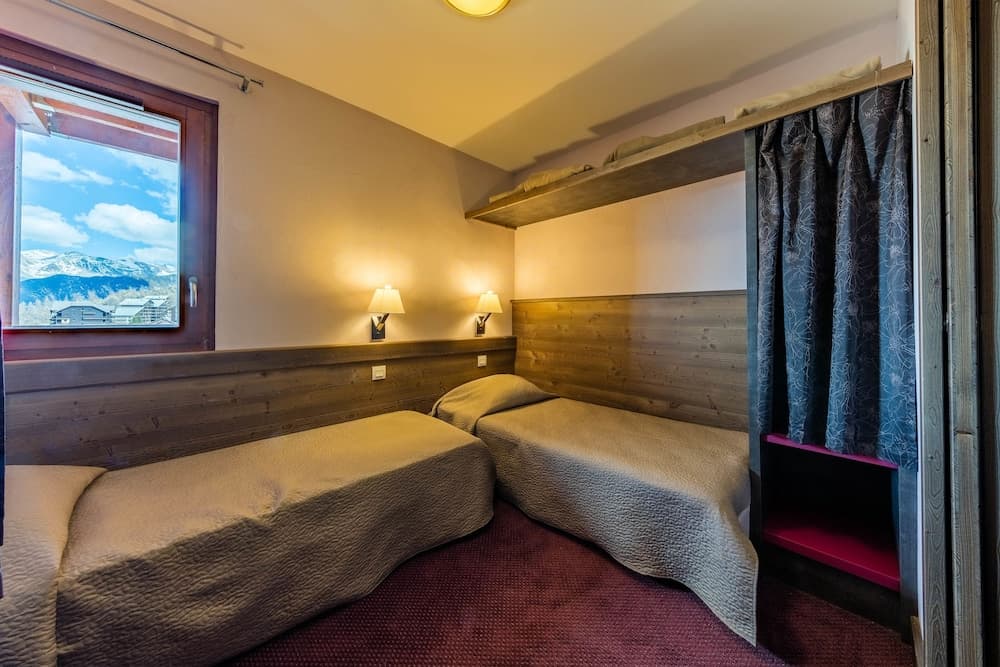 Children's theme room