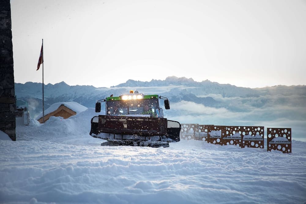 Snow and ski sports