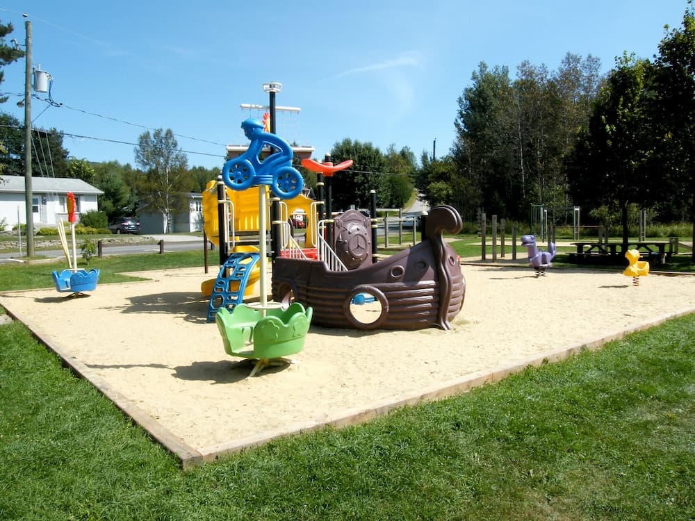 Children's play area - outdoor