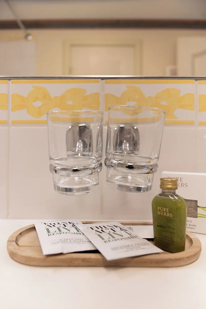 Bathroom amenities