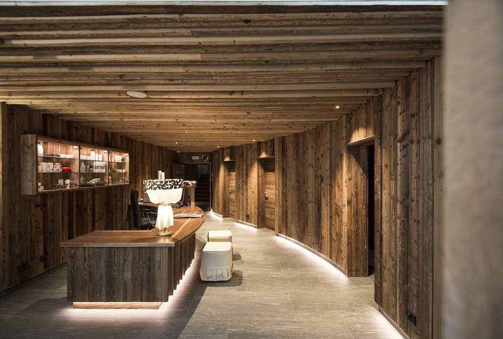 Spa reception