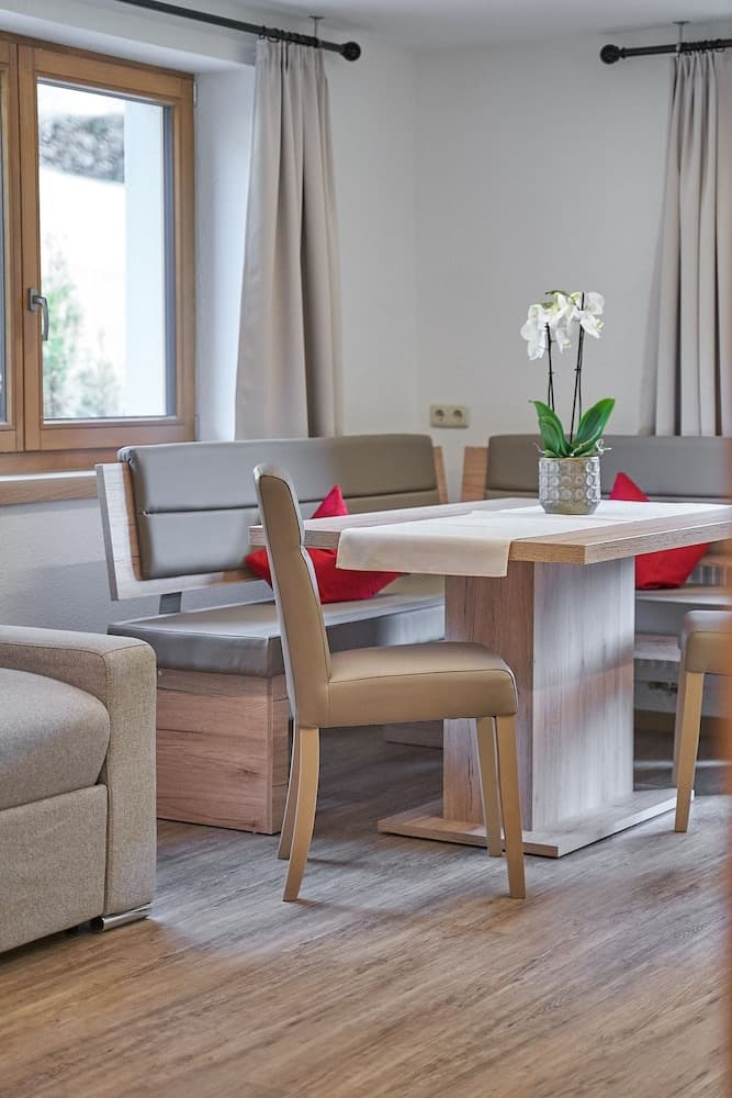 In-room dining