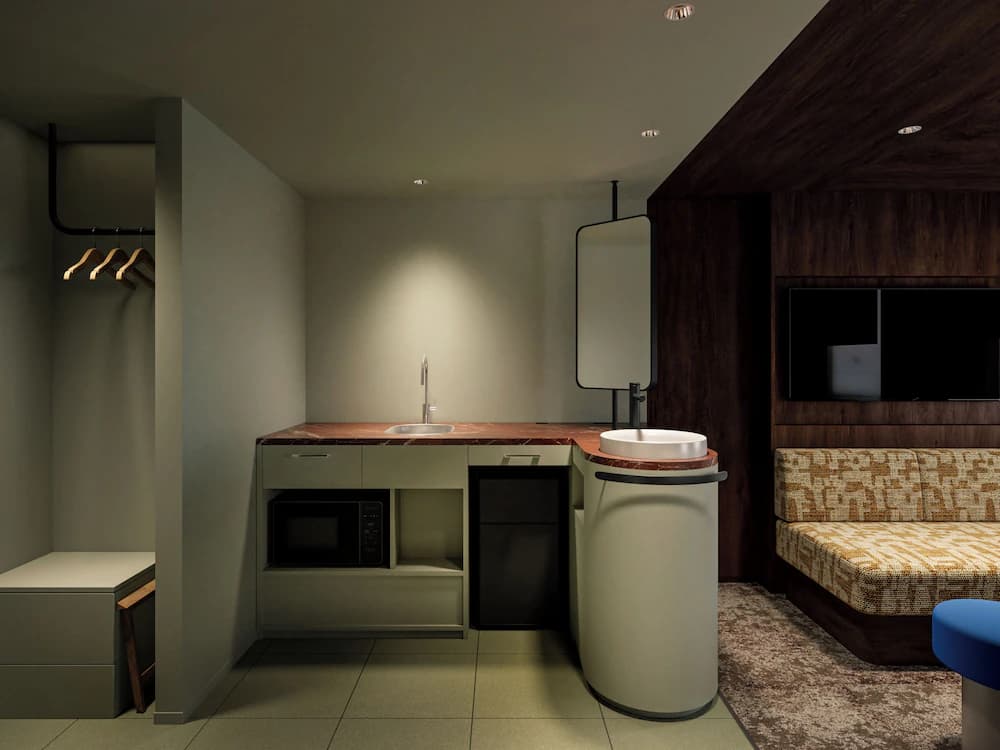 Private kitchenette