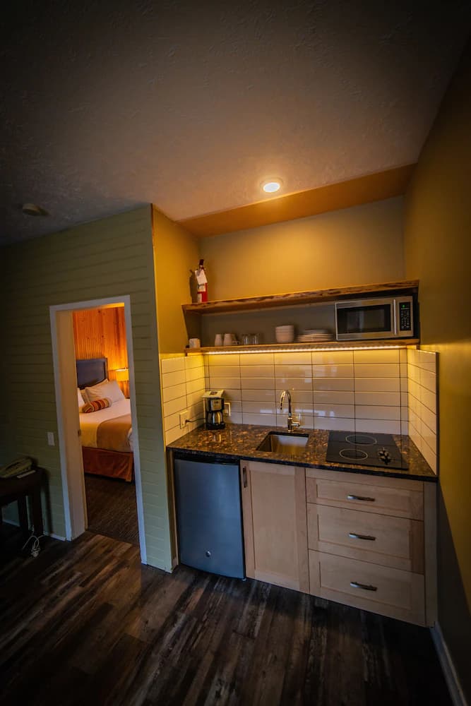 Private kitchenette