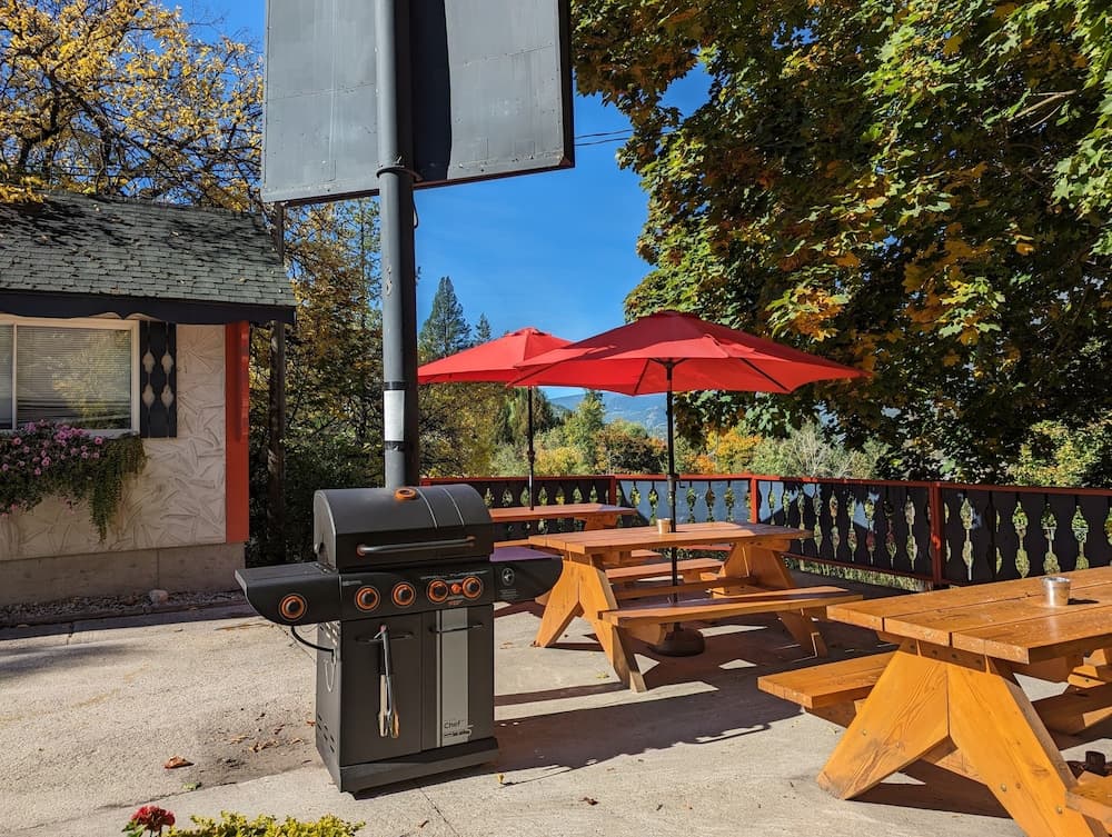 BBQ/picnic area