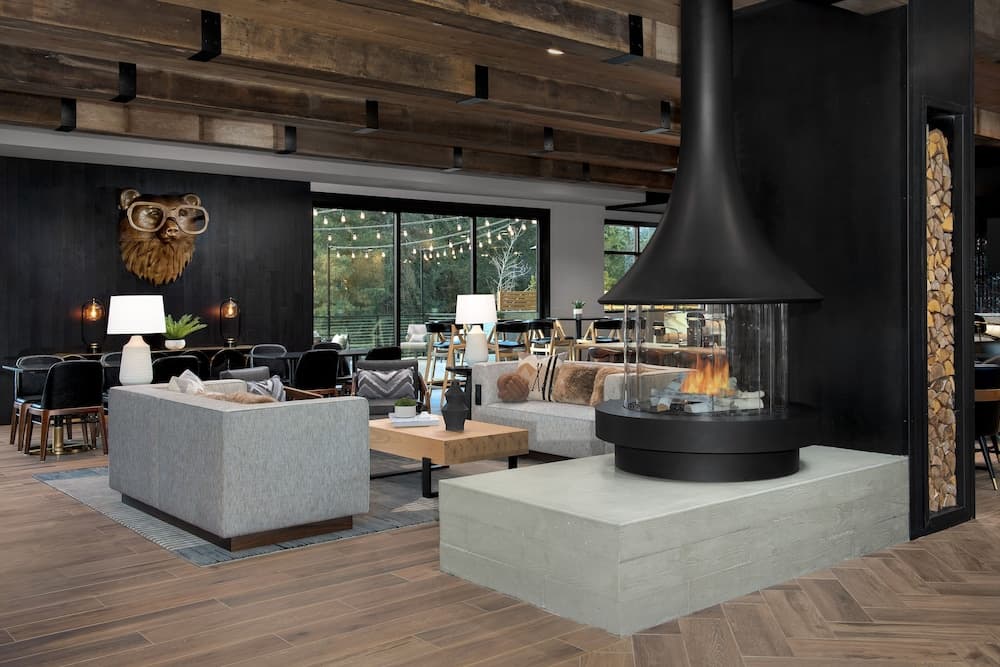 Lobby sitting area