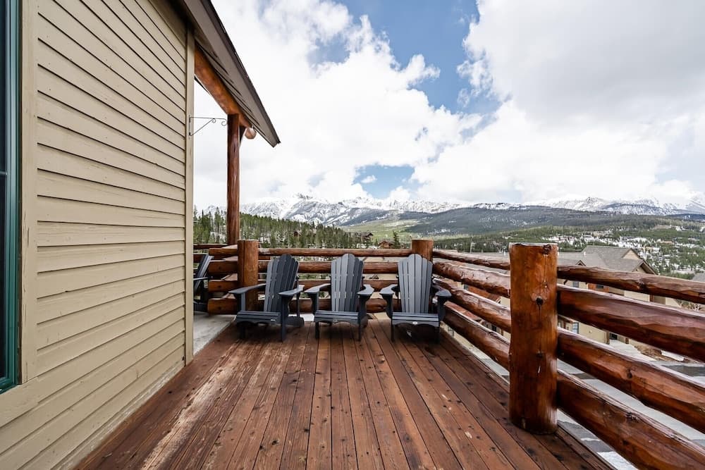 Balcony view