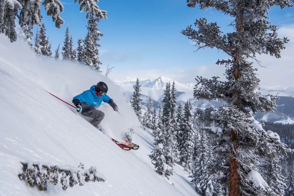 Snow and ski sports