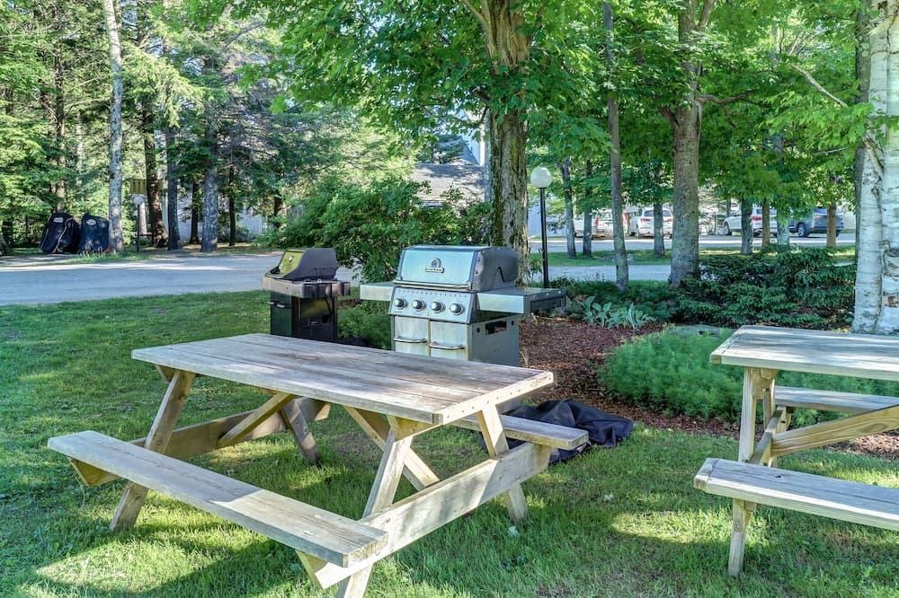 BBQ/picnic area