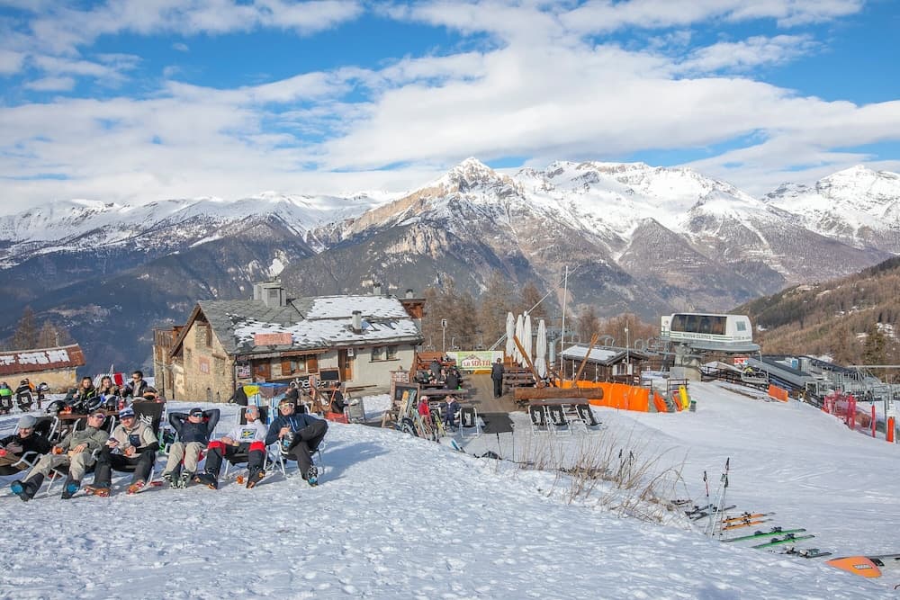 Snow and ski sports