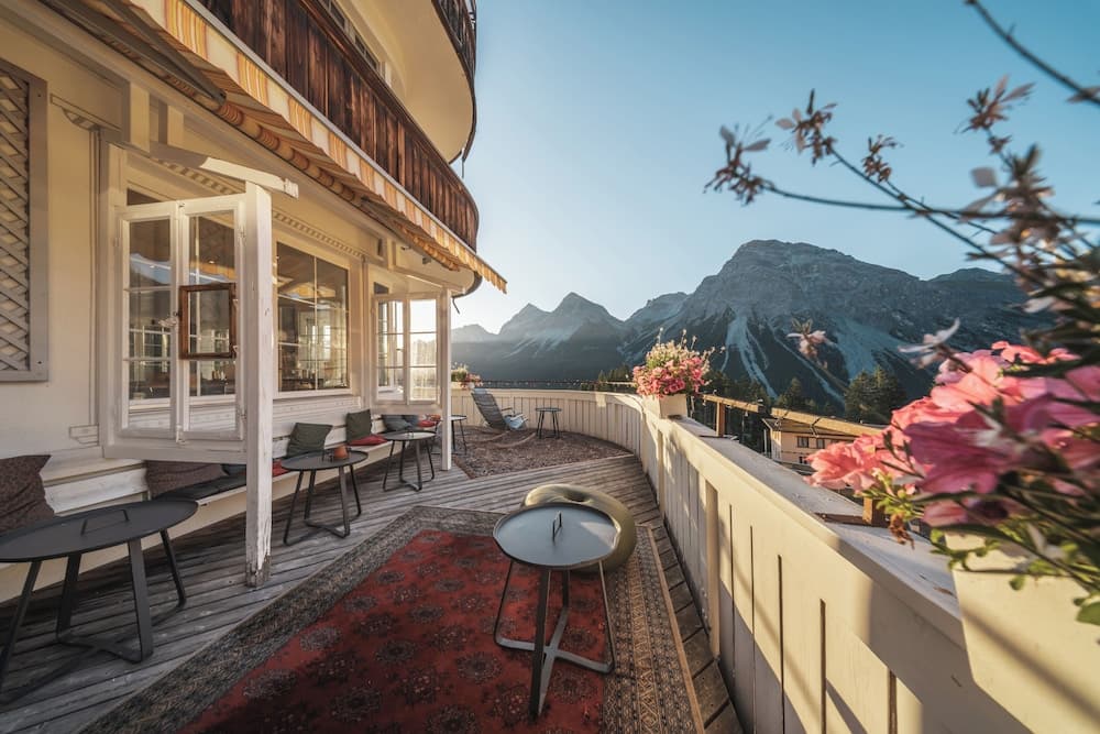 Sundeck