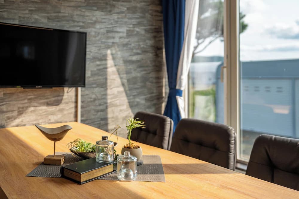 In-room dining