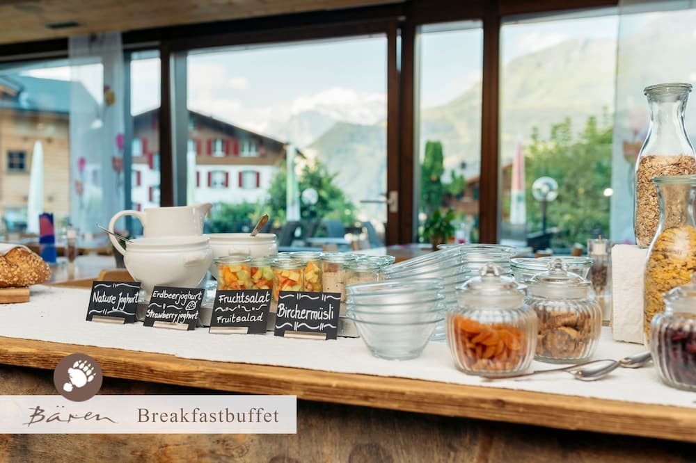 Breakfast buffet