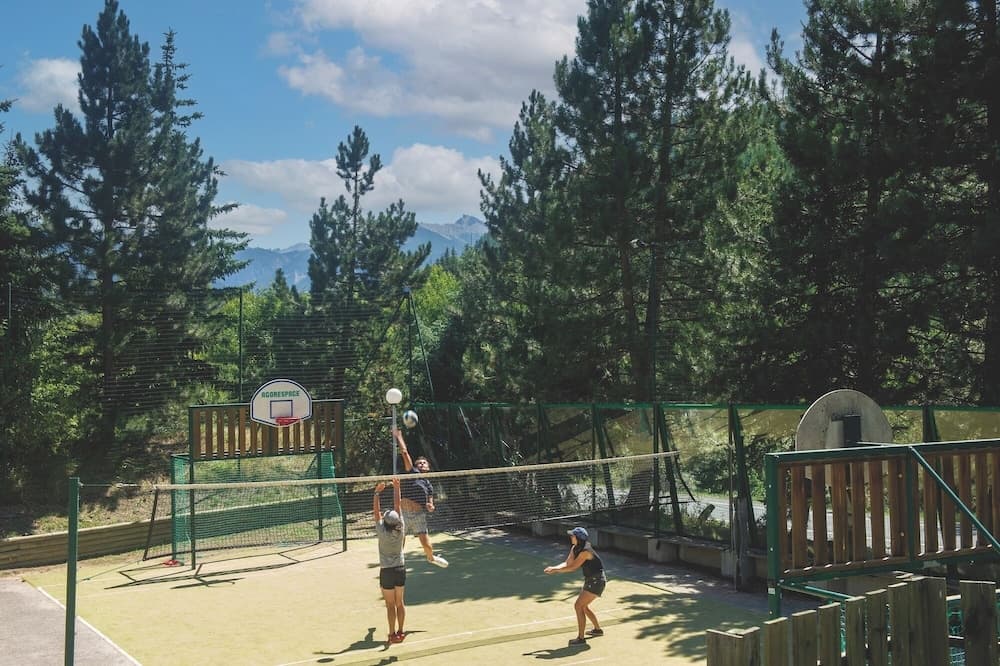 Sport court