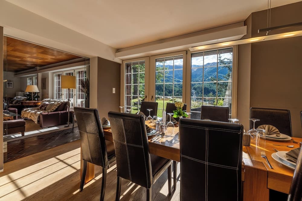 In-room dining