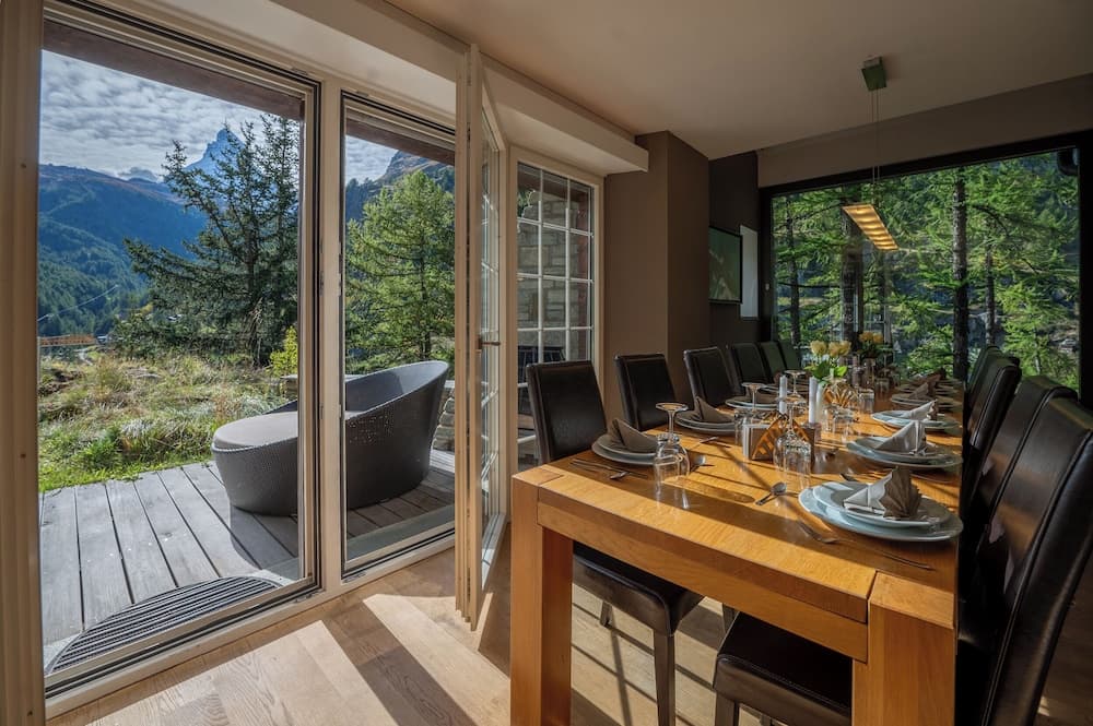 In-room dining