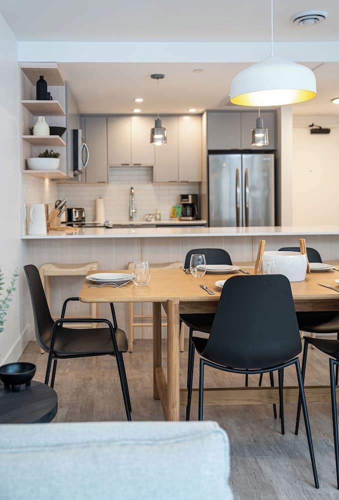 In-room dining
