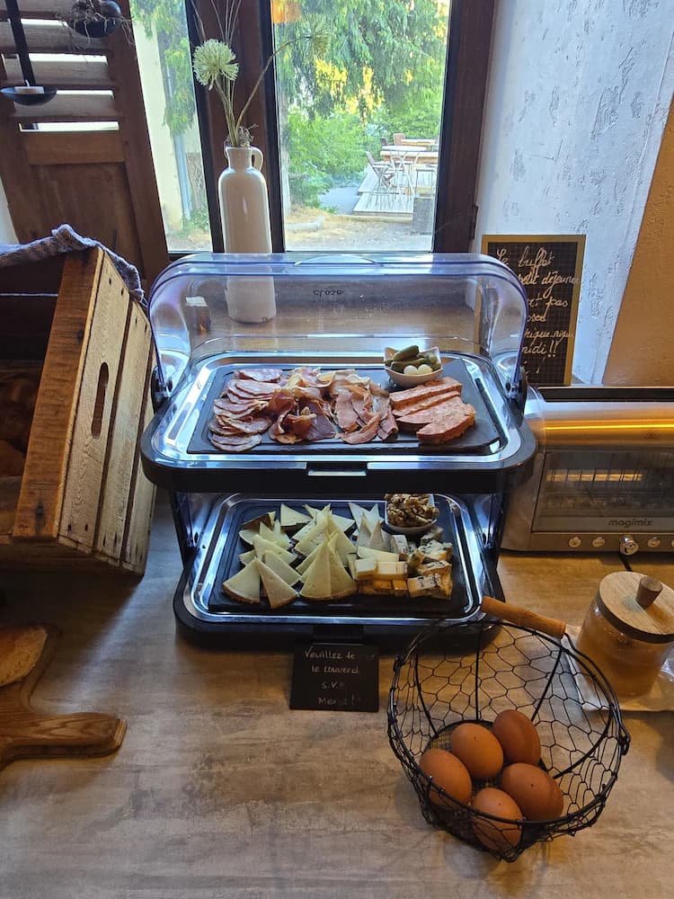 Breakfast meal