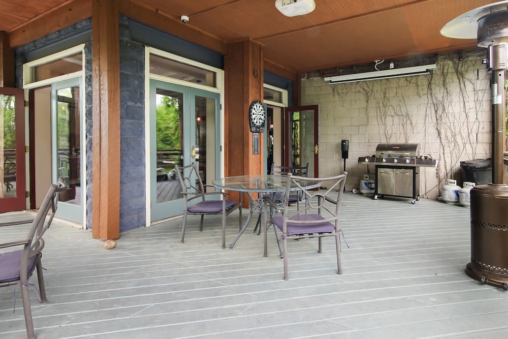 BBQ/picnic area