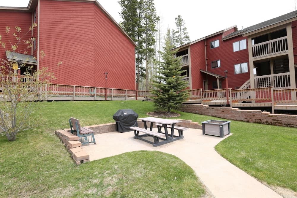 BBQ/picnic area