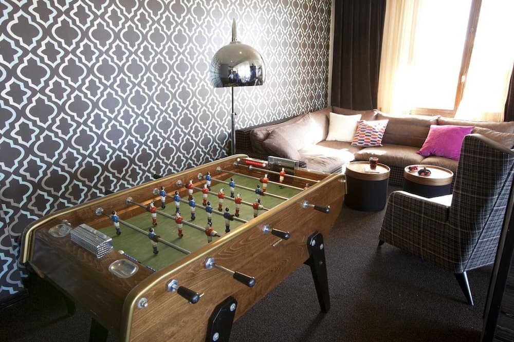 Game room
