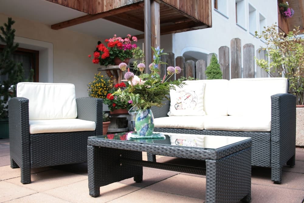 Sundeck