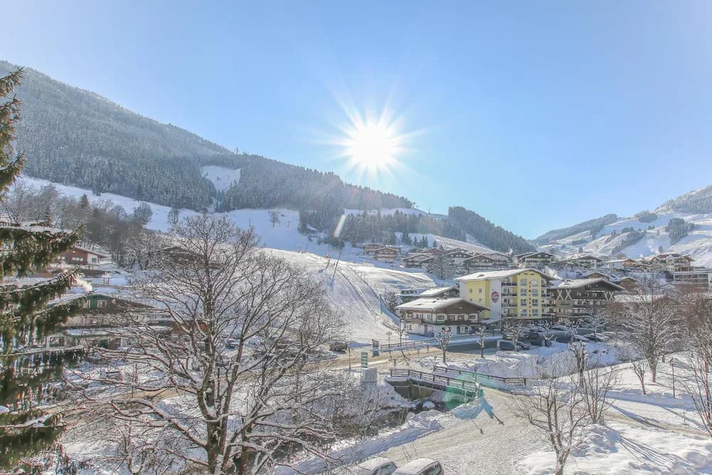 Snow and ski sports