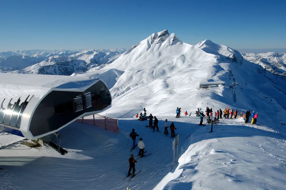 Snow and ski sports