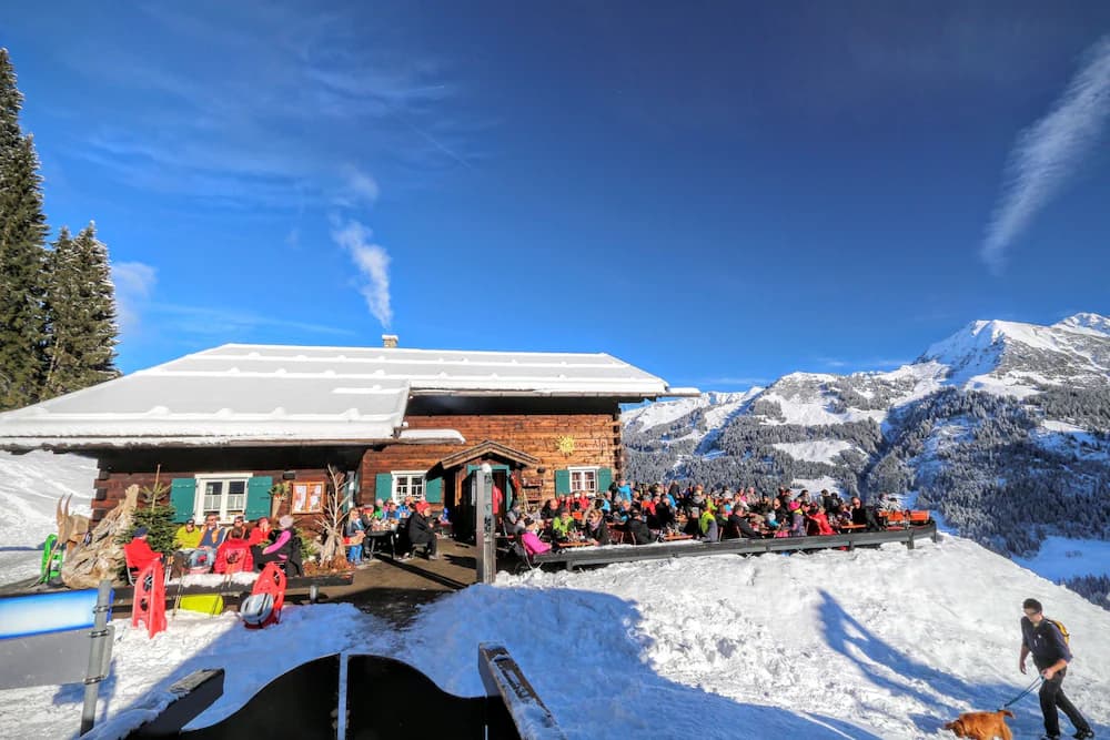 Snow and ski sports