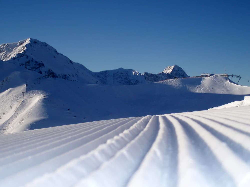 Skiing
