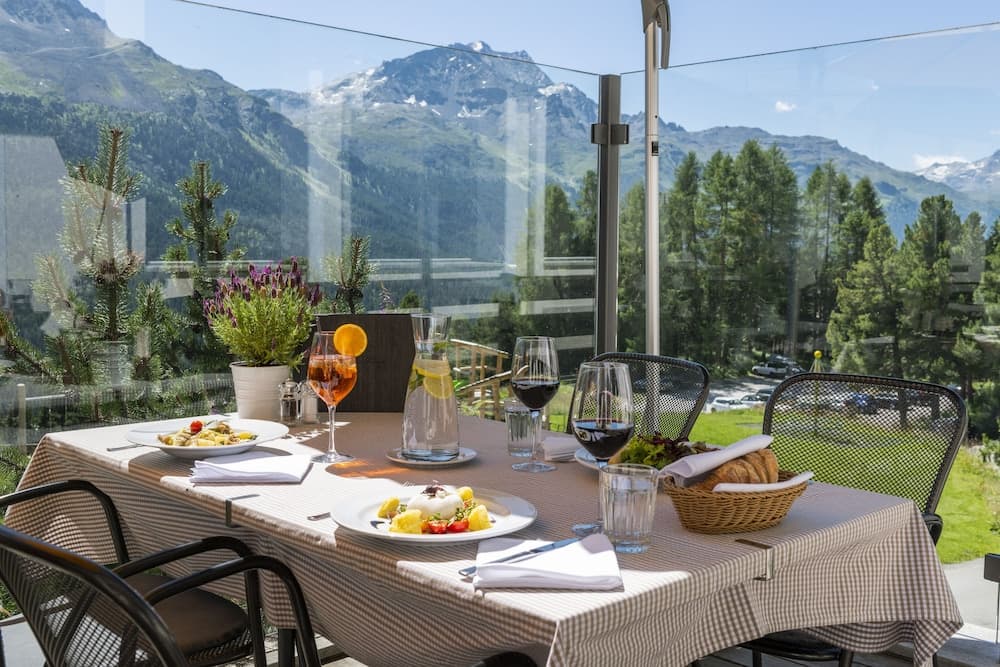 Sundeck