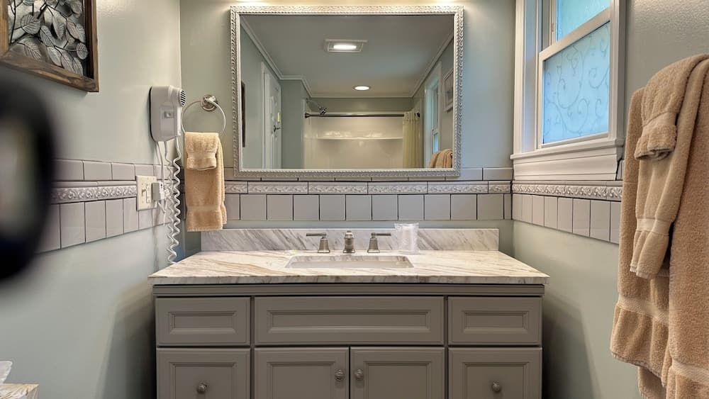 Bathroom amenities