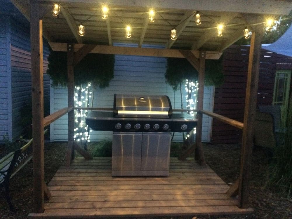 BBQ/picnic area