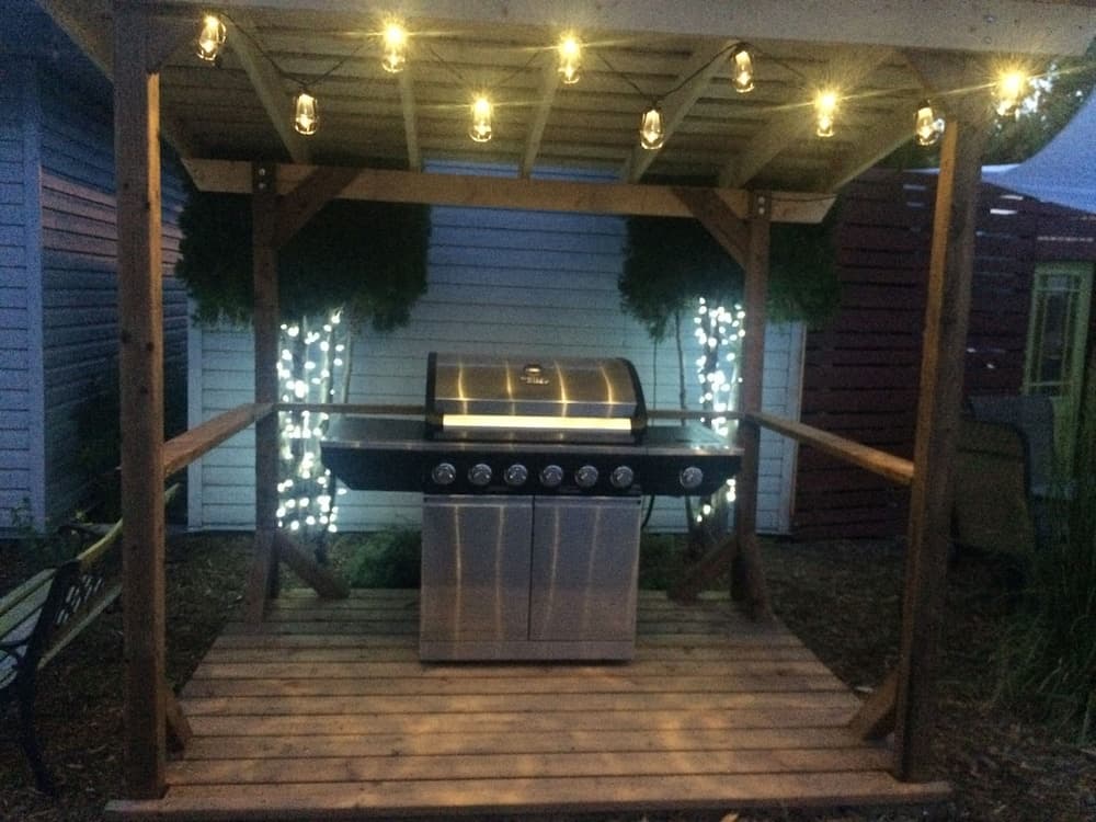 BBQ/picnic area