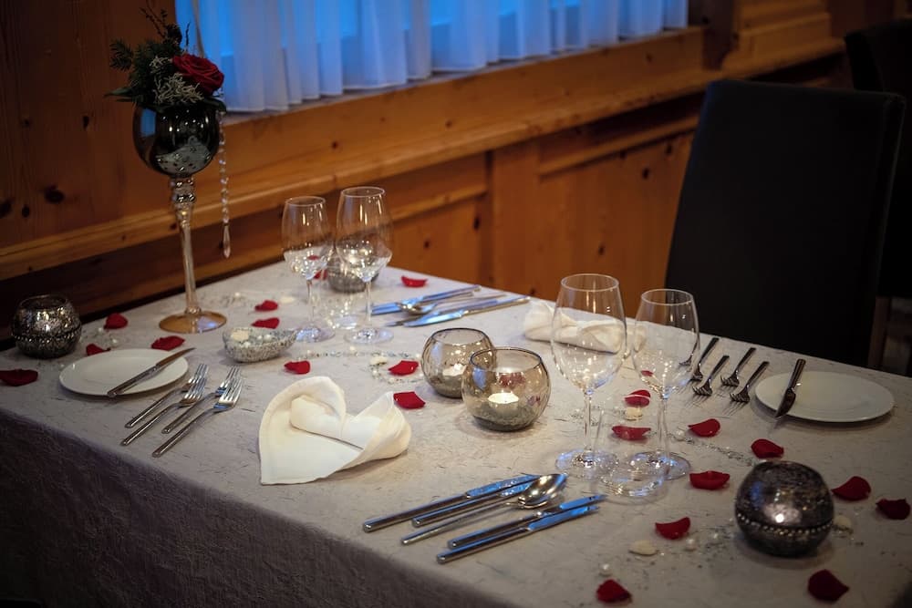 Couples dining