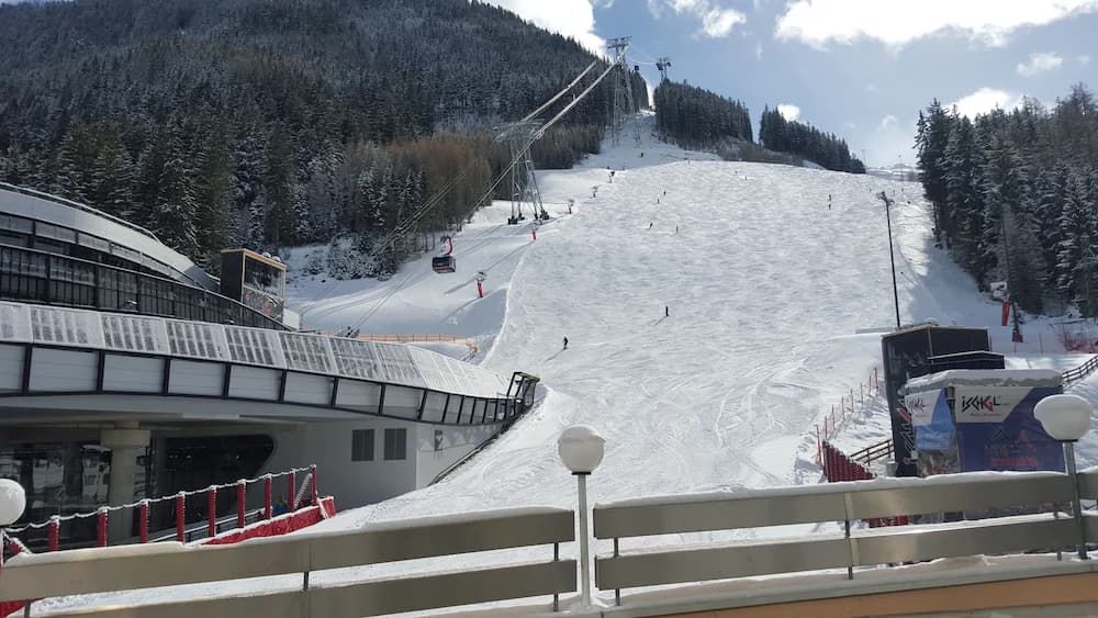 Snow and ski sports