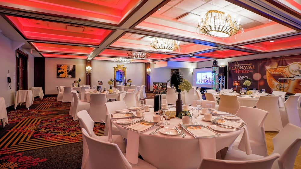 Banquet hall
