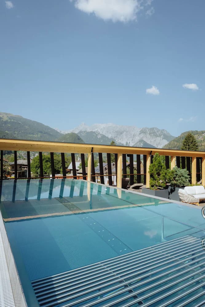 Rooftop pool