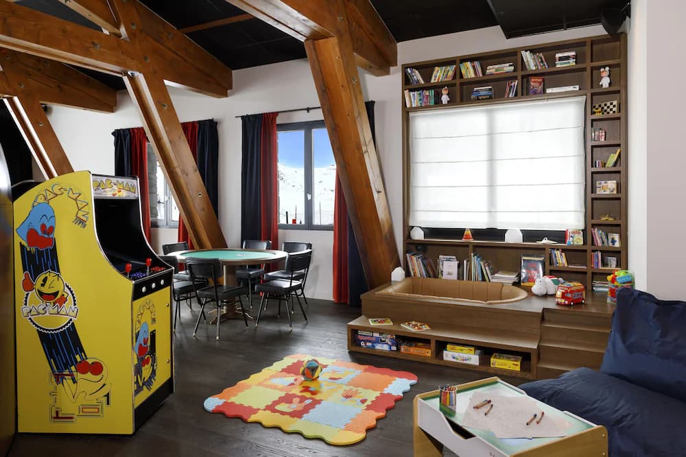 Game room