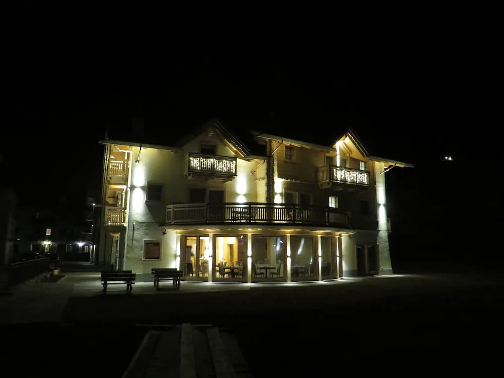 Front of property - evening/night