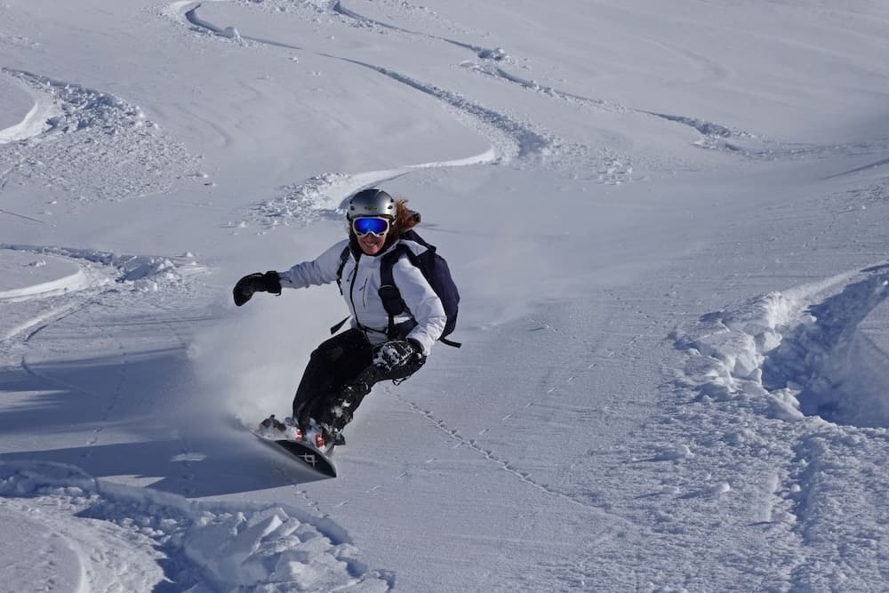 Snow and ski sports