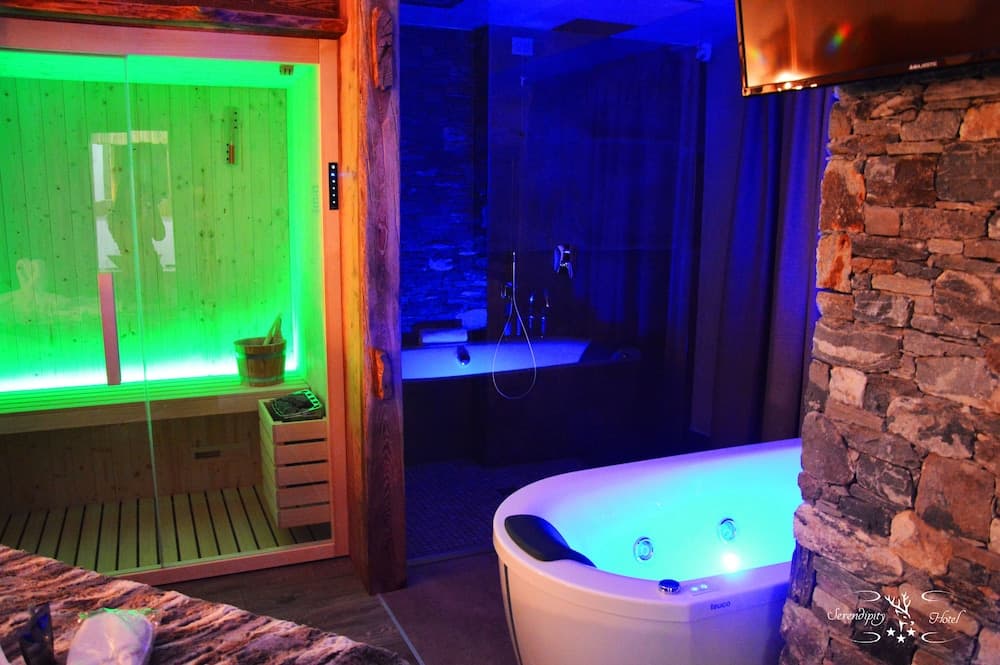 Jetted tub