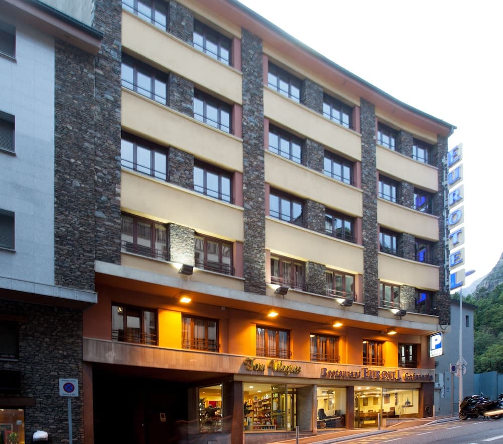 Primary image
