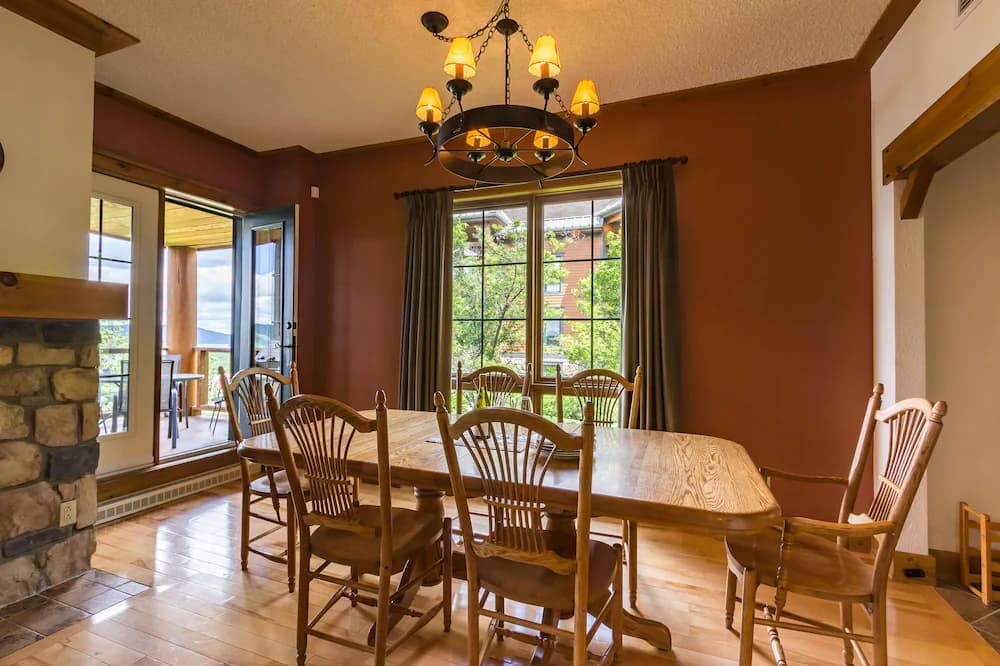 In-room dining